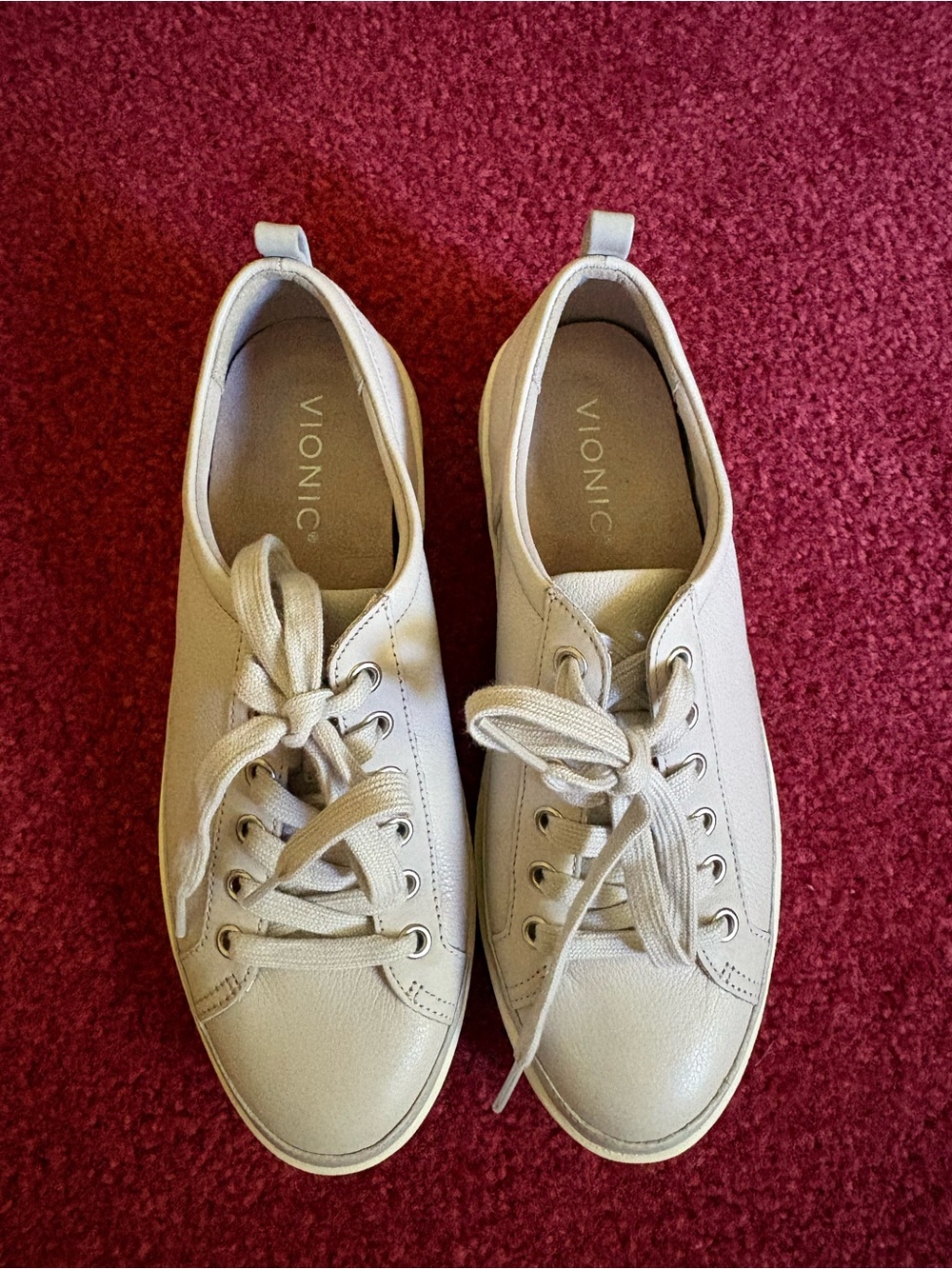 Vionic Women's Winny Leather Sneakers in Vapor Grey